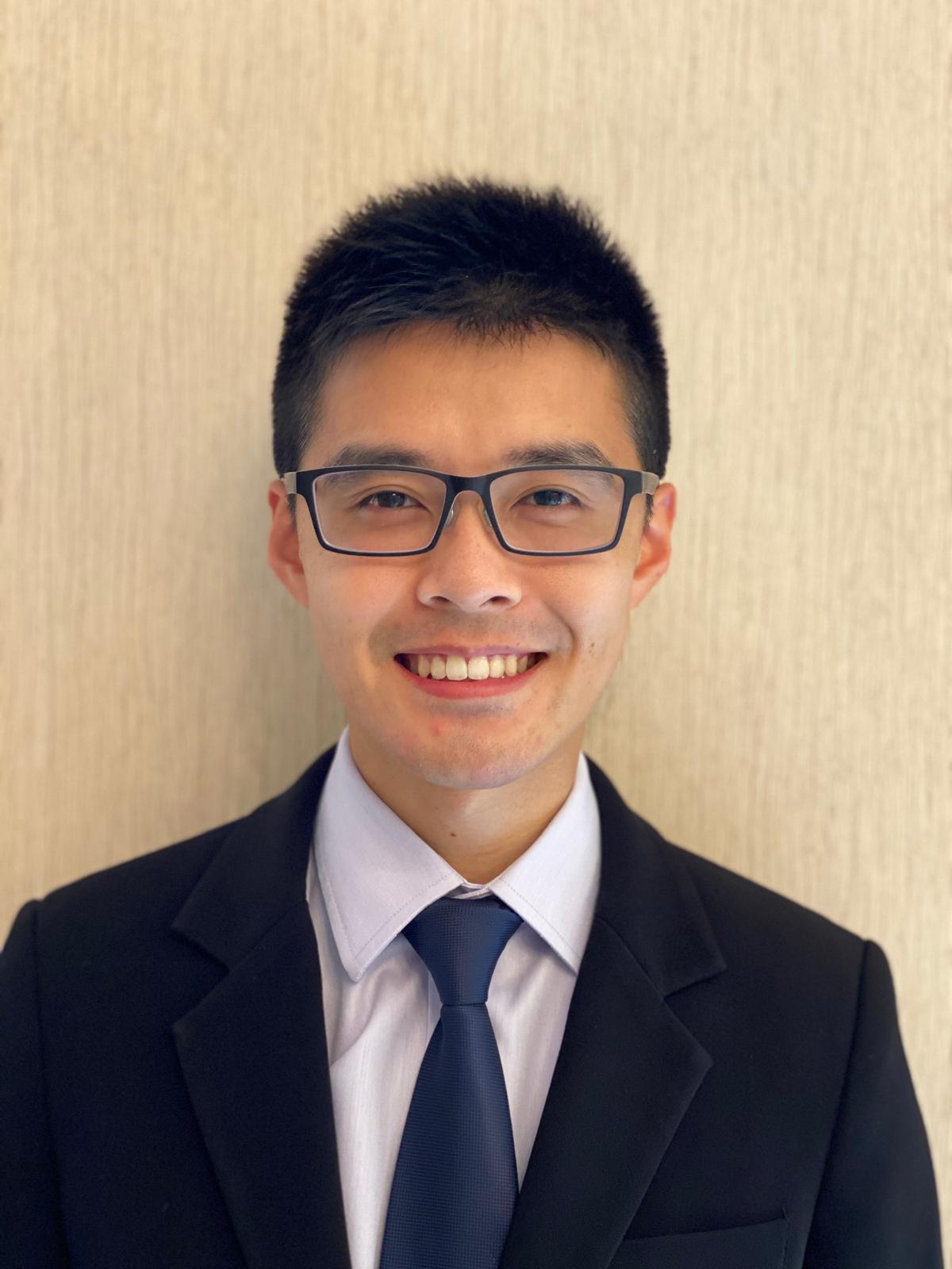 傾一傾輔導專業人員 Alexander